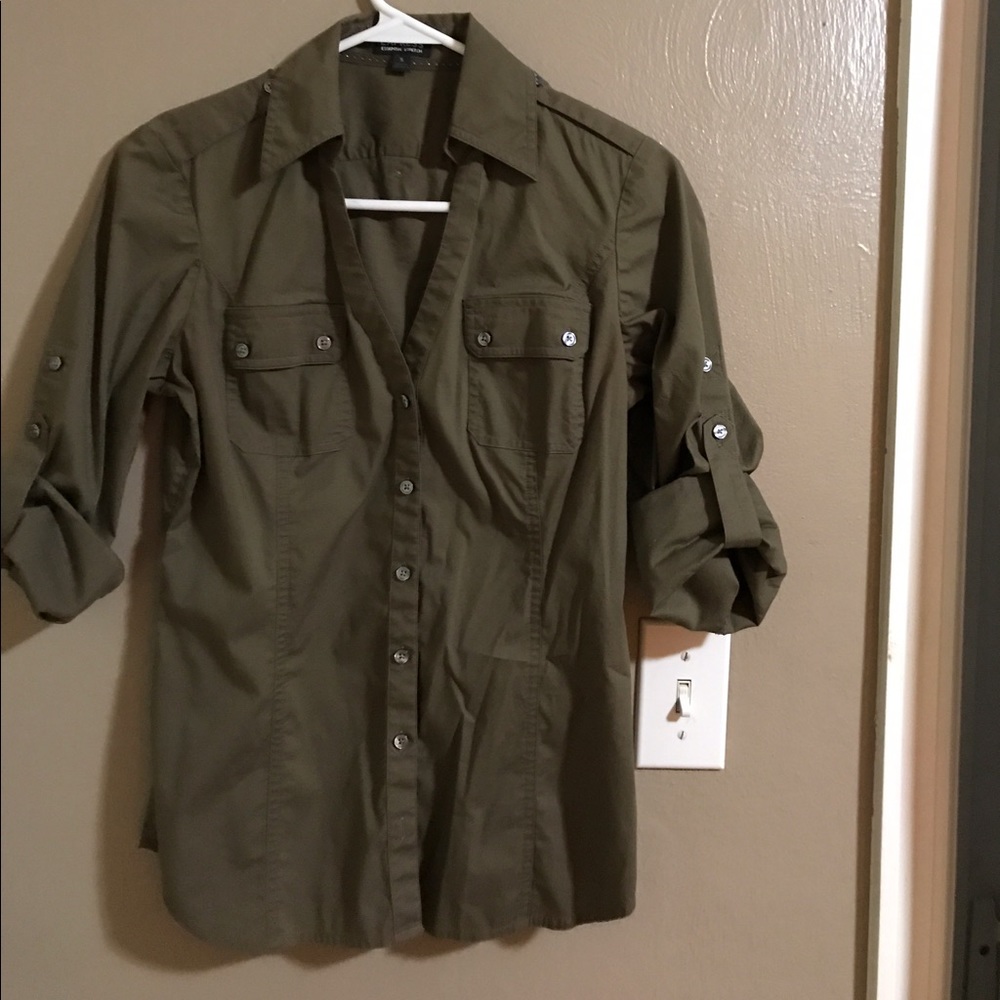Express button up fitted top